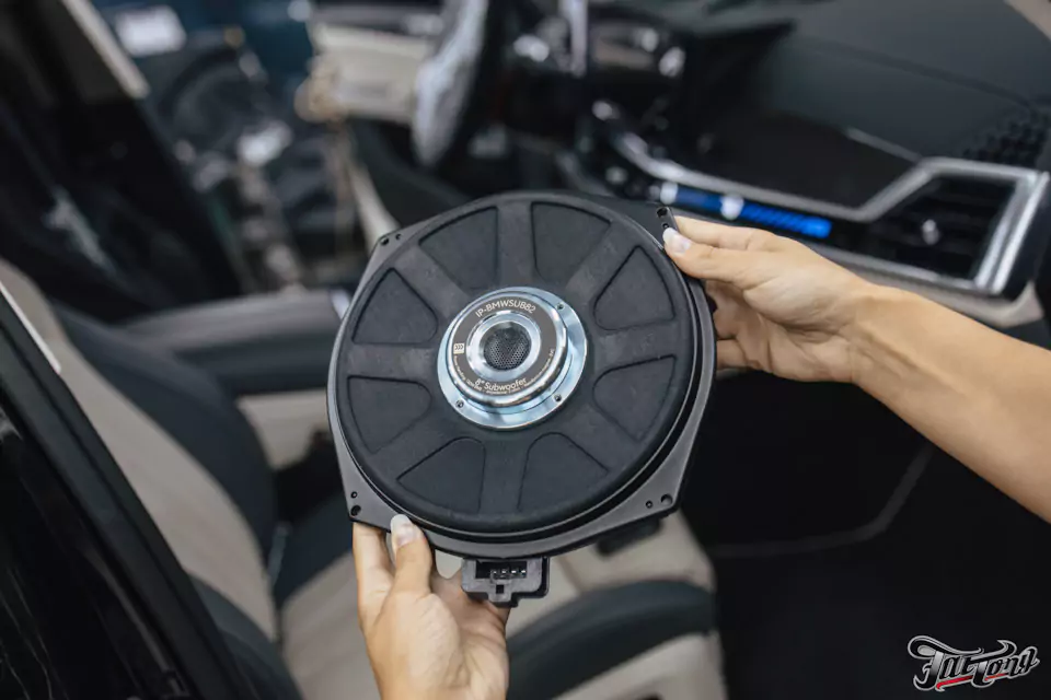 Заменили на BMW X7 Bowers & Wilkins: выполнили комплексную шумоизоляцию салона и построили новую акустическую систему!